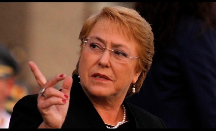 Michelle Bachelet: «No es aceptable que a una Presidenta se le juzgue por cómo se viste o por su apariencia física»
