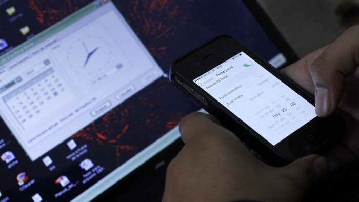 Cambio de hora: a medianoche comienza a regir el horario de verano en Chile Cambio de hora: a medianoche comienza a regir el horario de verano en Chile