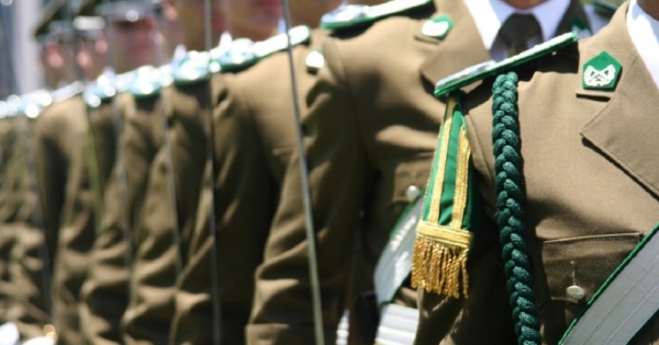 Toque de queda, armas y café: las consecuencias del efectismo en la seguridad ciudadana local Toque de queda, armas y café: las consecuencias del efectismo en la seguridad ciudadana local