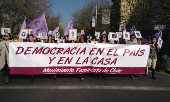 Memoria y testimonio en el movimiento feminista Memoria y testimonio en el movimiento feminista