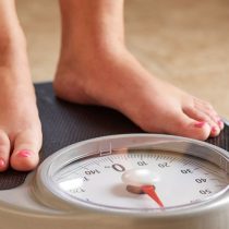 Chilenos desarrollan nuevos fármacos para combatir obesidad y síndrome metabólico