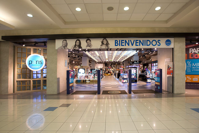 Apertura de centros comerciales de Cencosud y Tiendas Paris a lo largo de Chile