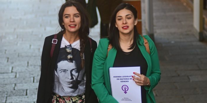 “Sin consentimento es violación”: la ley sueca que buscan replicar Karol Cariola y Camila Vallejo “Sin consentimento es violación”: la ley sueca que buscan replicar Karol Cariola y Camila Vallejo