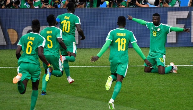 Senegal se impone ante Polonia por 2-1 y rompe los pronósticos del grupo
