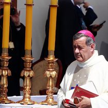 Obispo Barros sigue sin entender nada: ofrece disculpas por sus 