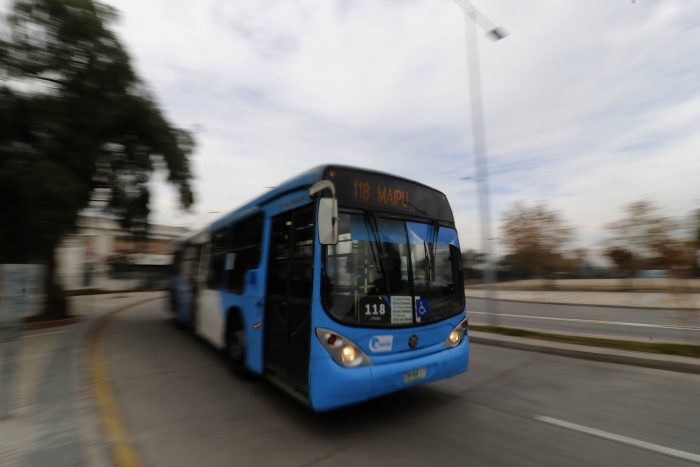 Conductora del Transantiago contó su versión: Acusó a la empresa de negarse a ayudarla Conductora del Transantiago contó su versión: Acusó a la empresa de negarse a ayudarla