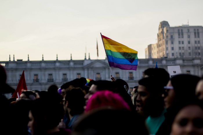 Cerca de cien mil personas participan en Santiago en Marcha del Orgullo