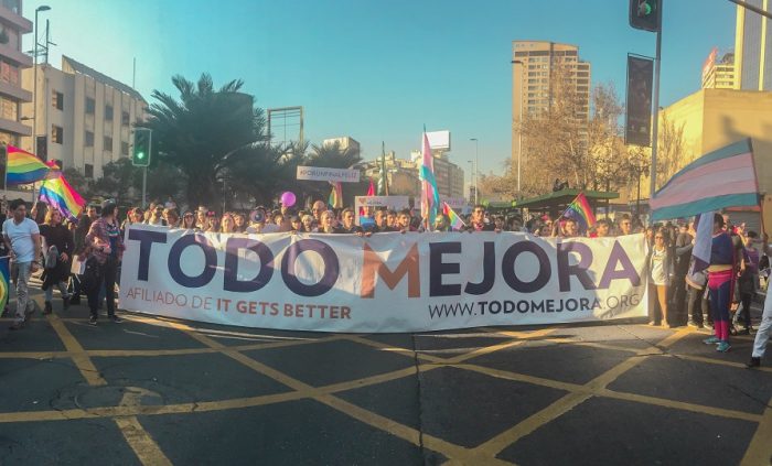 Llaman a asistir en familia a Marcha del Orgullo para evitar bullying y altas tasas de suicidio en niños, niñas y adolescentes LGBT Llaman a asistir en familia a Marcha del Orgullo para evitar bullying y altas tasas de suicidio en niños, niñas y adolescentes LGBT