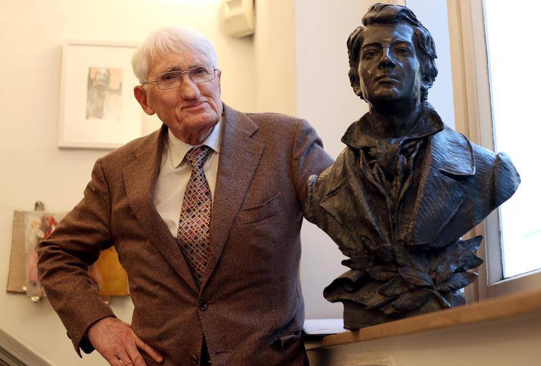 Hacia un mundo comunicativamente integrado: Los 89 años de Jürgen Habermas Hacia un mundo comunicativamente integrado: Los 89 años de Jürgen Habermas