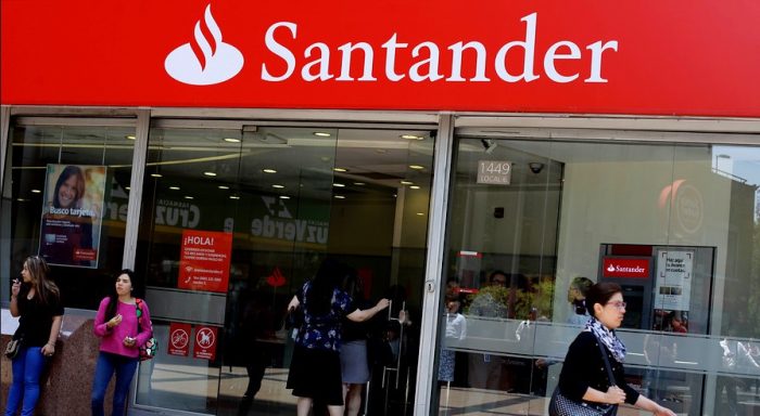 Ranking de hipotecarios de mayo: Santander se mantiene a la cabeza y Falabella desciende al banco más caro del mercado local Ranking de hipotecarios de mayo: Santander se mantiene a la cabeza y Falabella desciende al banco más caro del mercado local