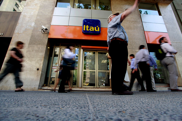 Itaú decide no apelar a millonaria multa de la SBIF por préstamo a Cascada Itaú decide no apelar a millonaria multa de la SBIF por préstamo a Cascada