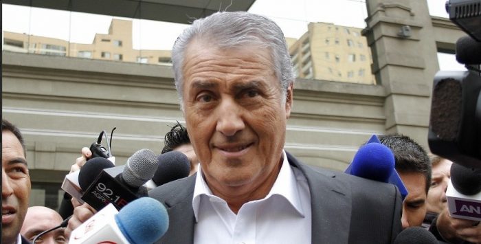 Ganó Bitran: Julio Ponce Lerou y SQM acuerdan dar marcha atrás y polémico empresario no será asesor de la minera Ganó Bitran: Julio Ponce Lerou y SQM acuerdan dar marcha atrás y polémico empresario no será asesor de la minera