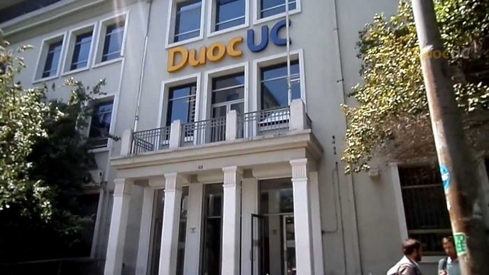 Docente del Duoc dice en clases que parejas del mismo sexo “no son familia” y que homosexualidad es una “elección y una enfermedad” Docente del Duoc dice en clases que parejas del mismo sexo “no son familia” y que homosexualidad es una “elección y una enfermedad”