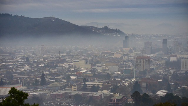 Contaminación + frío = enfermedades + pérdidas económicas Contaminación + frío = enfermedades + pérdidas económicas
