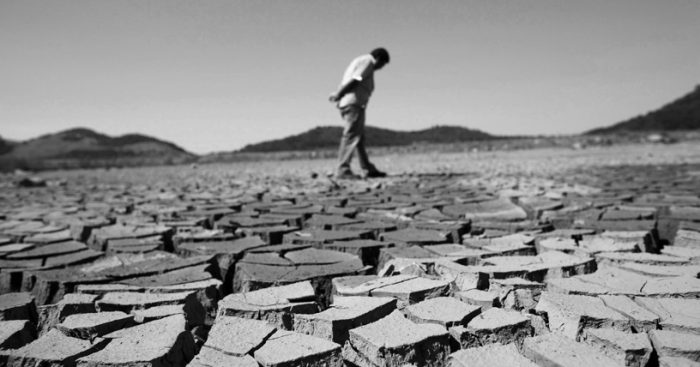 Experto alemán critica manejo del agua en Chile: «El sistema actual de gobernanza es inadecuado» Experto alemán critica manejo del agua en Chile: «El sistema actual de gobernanza es inadecuado»