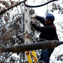 Avanza proyecto última milla para mejorar conectividad y comienza retiro de cables en desuso en el Maule
