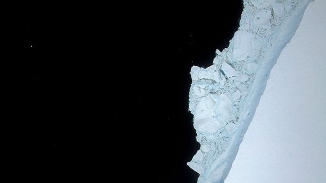¿Qué ocurrió con A-68, el gigantesco iceberg que se desprendió hace un año de la Antártica? ¿Qué ocurrió con A-68, el gigantesco iceberg que se desprendió hace un año de la Antártica?
