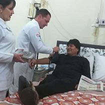 Evo Morales confirma que fue intervenido con éxito de un 