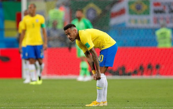 Bélgica pasa por encima de Brasil y se va 2-0 al descanso Bélgica pasa por encima de Brasil y se va 2-0 al descanso