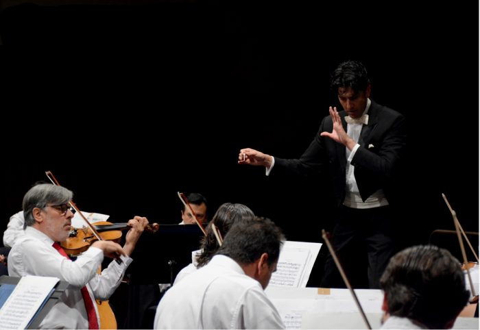 Orquesta de Cámara de Chile en Teatro Municipal de Ñuñoa Orquesta de Cámara de Chile en Teatro Municipal de Ñuñoa