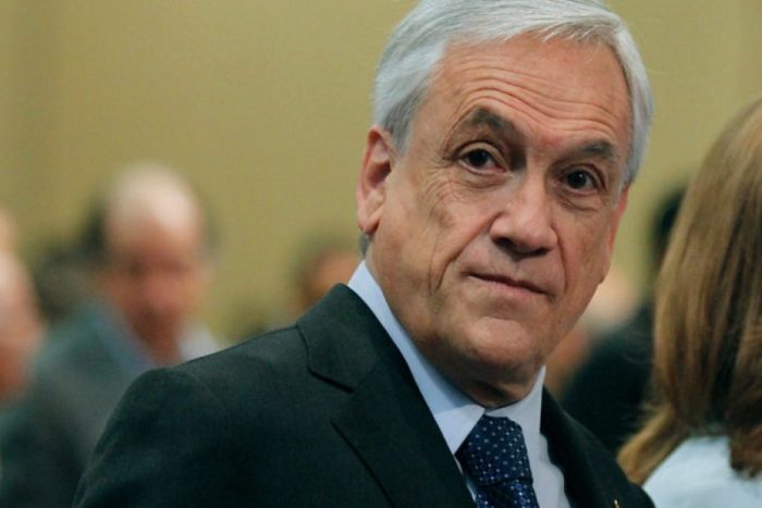 Piñera gobernando a punta de encuestas semanales y big data Piñera gobernando a punta de encuestas semanales y big data