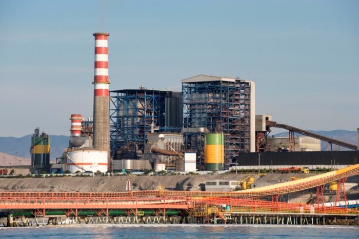 Entre exportación de electricidad y descarbonización: ¿Hacia dónde debe apuntar el modelo chileno? Entre exportación de electricidad y descarbonización: ¿Hacia dónde debe apuntar el modelo chileno?