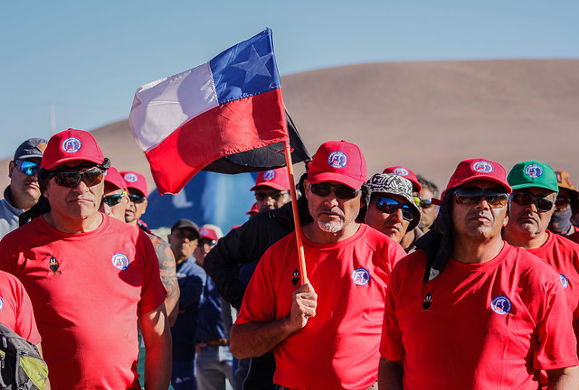 Se aleja el fantasma de la huelga: trabajadores de Escondida satisfechos con nueva oferta Se aleja el fantasma de la huelga: trabajadores de Escondida satisfechos con nueva oferta