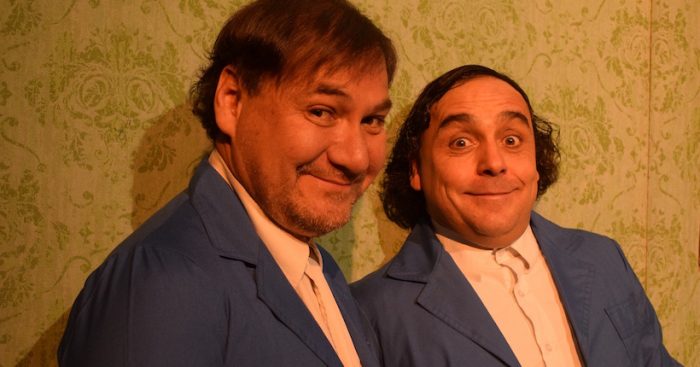 Función gratuita comedia “2 clones, al borde de la esquizofrenia” en Centro de Extensión Duoc UC Función gratuita comedia “2 clones, al borde de la esquizofrenia” en Centro de Extensión Duoc UC