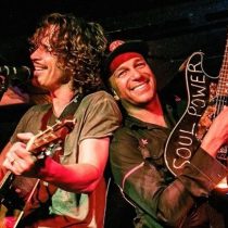 Ex guitarrista de Rage Against the Machine aplaude condena a asesinos de Víctor Jara