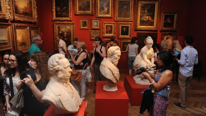 Reconocido arquitecto británico afirma que el arte es una nueva religión y los museos, sus catedrales Reconocido arquitecto británico afirma que el arte es una nueva religión y los museos, sus catedrales