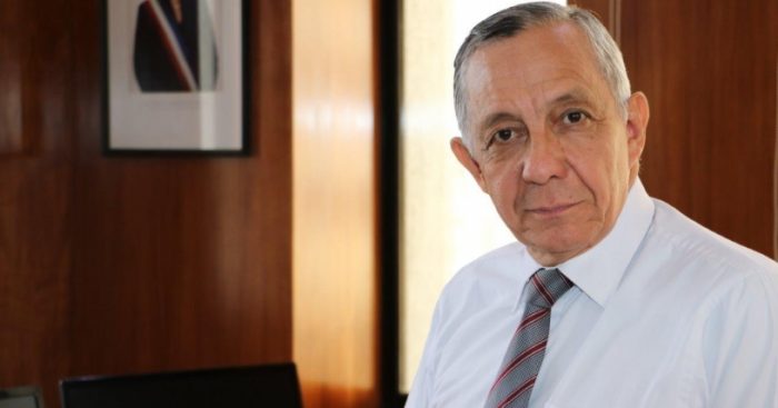 Director de Aduanas renuncia al cargo pese a que su período vencía el 2020 Director de Aduanas renuncia al cargo pese a que su período vencía el 2020