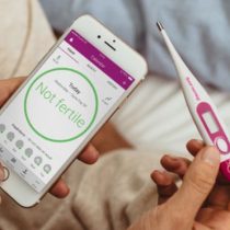 La polémica en Estados Unidos por la aprobación de una aplicación de celulares como método anticonceptivo