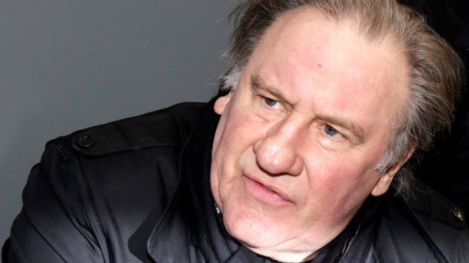 Una actriz francesa de 22 años denuncia a Gérard Depardieu de violación y agresión sexual Una actriz francesa de 22 años denuncia a Gérard Depardieu de violación y agresión sexual
