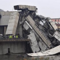 Una treintena de personas han muerto tras el derrumbe de un puente en Génova
