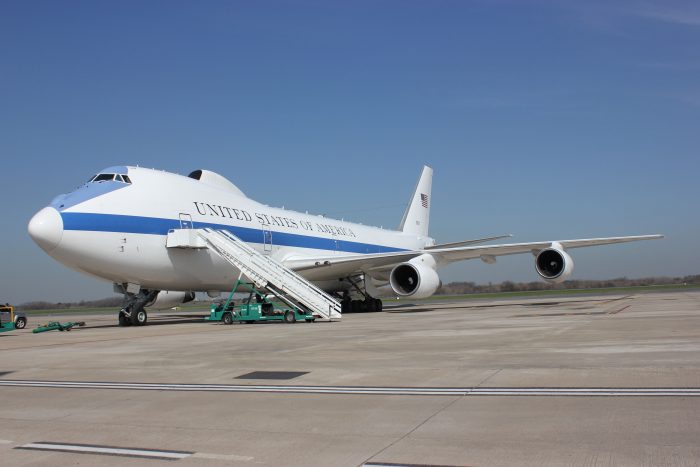 El Air Force E-4B, una fortaleza volante para el jefe Pentágono El Air Force E-4B, una fortaleza volante para el jefe Pentágono