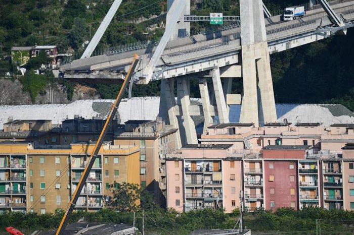 Expertos aconsejan demoler urgentemente el puente de Génova
