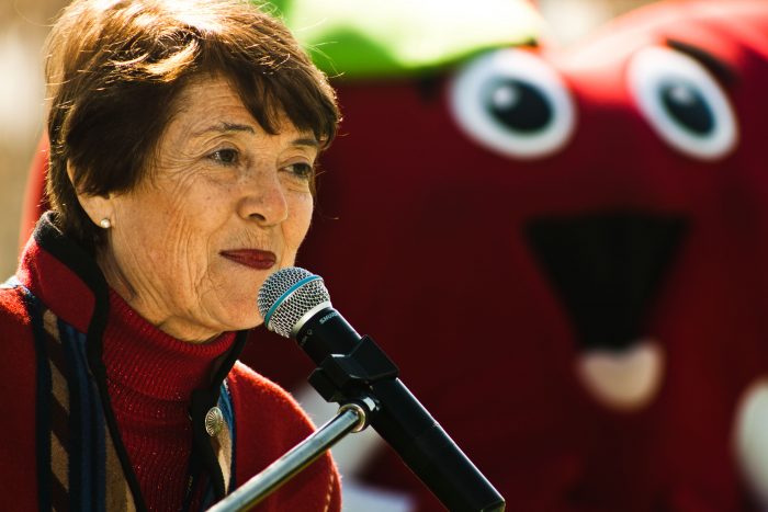 La relación laboral que une a Consuelo Valdés Chadwick y a Campos Menéndez, el oscuro asesor cultural de Pinochet La relación laboral que une a Consuelo Valdés Chadwick y a Campos Menéndez, el oscuro asesor cultural de Pinochet
