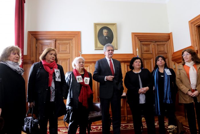 AFDD entregará carta a presidente de la Suprema en rechazo a liberación de ex presos AFDD entregará carta a presidente de la Suprema en rechazo a liberación de ex presos