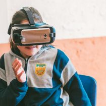Proyecto de realidad virtual impulsa el aprendizaje de ciencias naturales y geografía en todo Chile