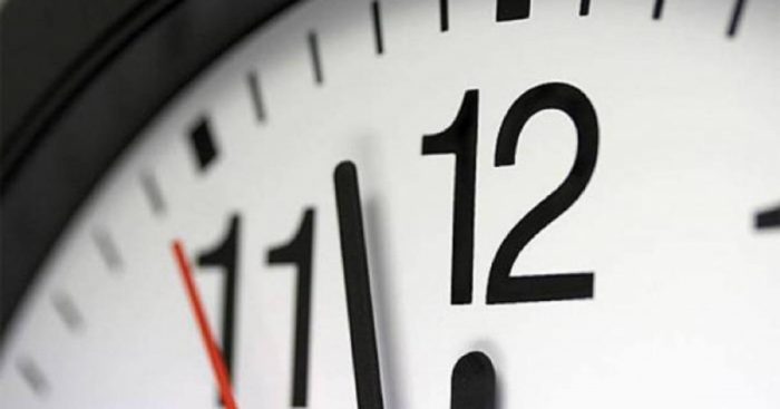 Experto en reloj biológico califica el cambio de horario como «grave error»