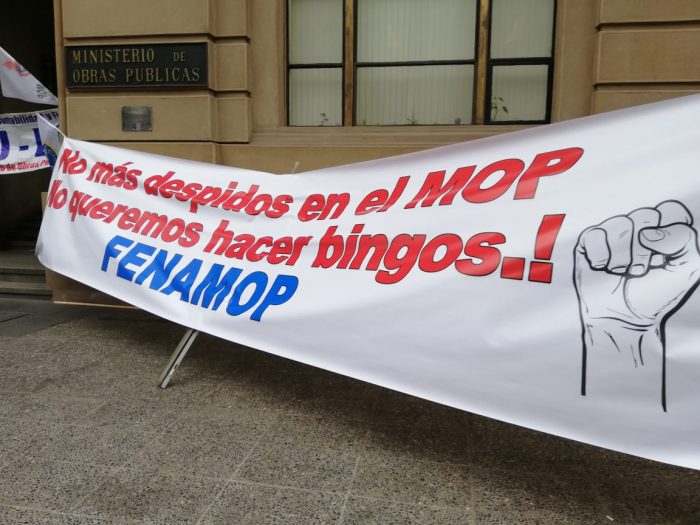 Estalla la olla en el MOP y funcionarios acusan falta a la probidad del Estado Estalla la olla en el MOP y funcionarios acusan falta a la probidad del Estado