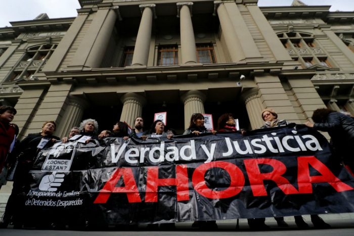 Violadores de DDHH están de fiesta: nueva resolución de la Sala Penal ratifica libertad de otros 2 internos de Punta Peuco Violadores de DDHH están de fiesta: nueva resolución de la Sala Penal ratifica libertad de otros 2 internos de Punta Peuco