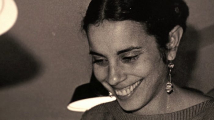 A propósito de feminismos: recordando a Ana Mendieta (1948-1985) A propósito de feminismos: recordando a Ana Mendieta (1948-1985)