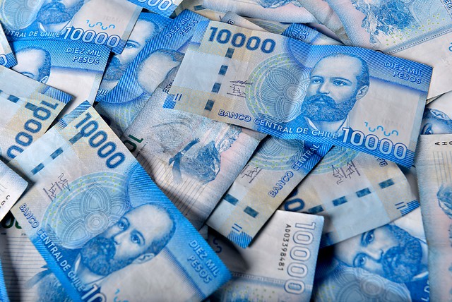 Gobierno ingresó proyecto de salario mínimo que propone aumento de $7.500 Gobierno ingresó proyecto de salario mínimo que propone aumento de $7.500