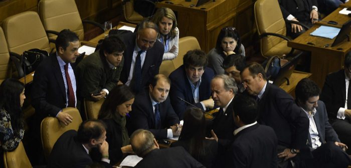Guerra en Twitter: gobierno lanza feroz despliegue para imponer su versión en salario mínimo Guerra en Twitter: gobierno lanza feroz despliegue para imponer su versión en salario mínimo
