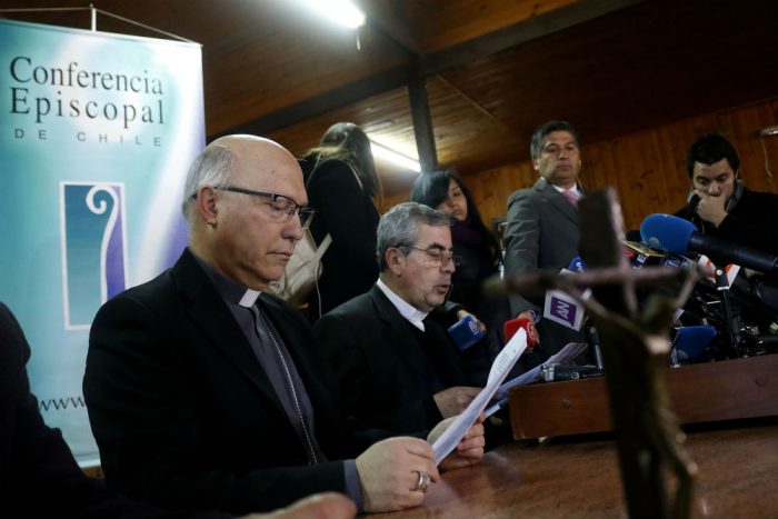 Se demoraron y les costó: obispos finalmente pidieron perdón por los abusos de la iglesia Se demoraron y les costó: obispos finalmente pidieron perdón por los abusos de la iglesia