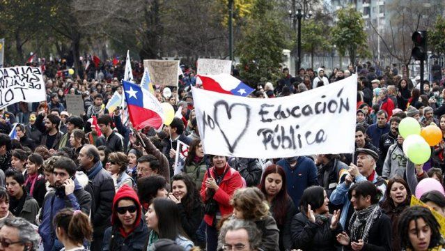 La nueva educación pública como desafío educativo La nueva educación pública como desafío educativo