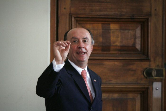 “Fuego amigo”: RN nuevamente en tensión con La Moneda y Larroulet “Fuego amigo”: RN nuevamente en tensión con La Moneda y Larroulet