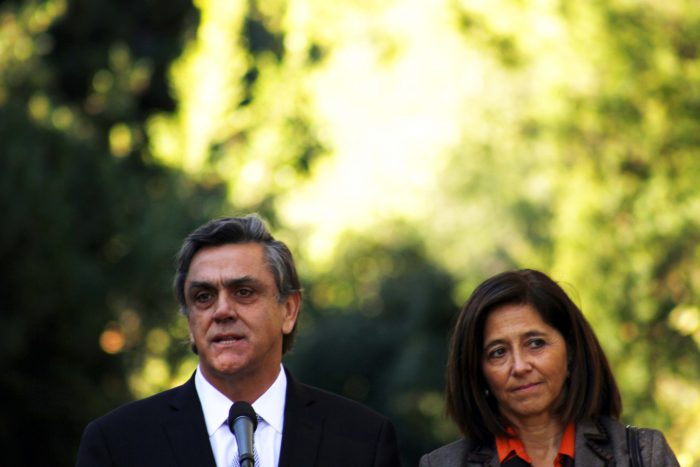 SQM papers: las pruebas de la Fiscalía contra la sociedad de Longueira y su señora que los tienen cercados SQM papers: las pruebas de la Fiscalía contra la sociedad de Longueira y su señora que los tienen cercados
