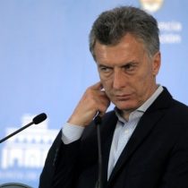 Macri flota sobre el desastre económico de Argentina